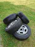 Vând roți Duster - anvelope ALL SEAZON PIRELLI 215/65 R16