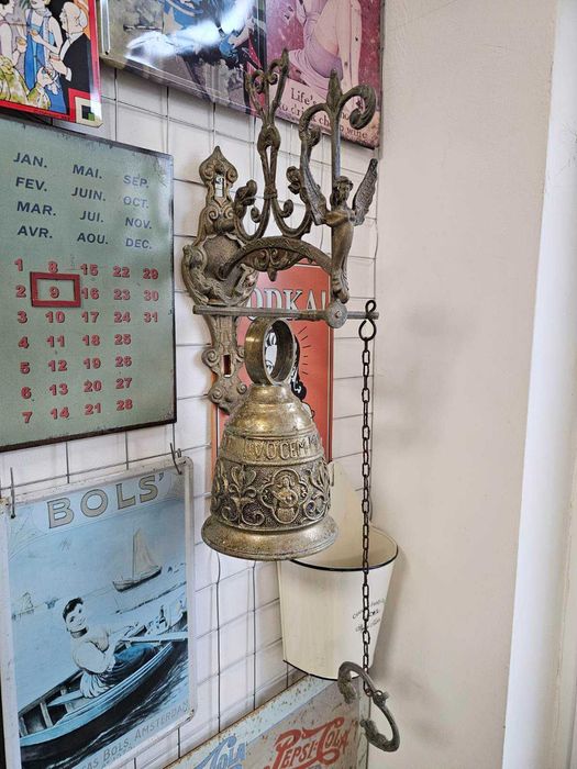 Витрина в стил Рустик