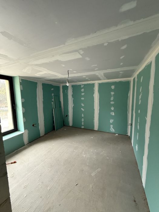 Къща в Правец