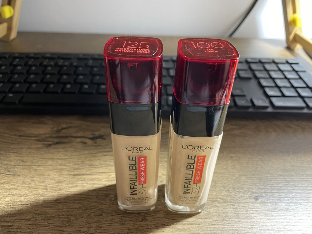 Vând fond de ten L’oreal Infaillible