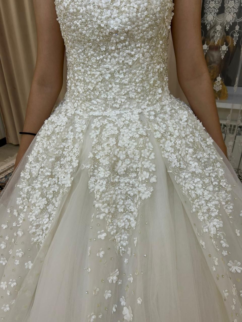 Свадебные платье от 50000