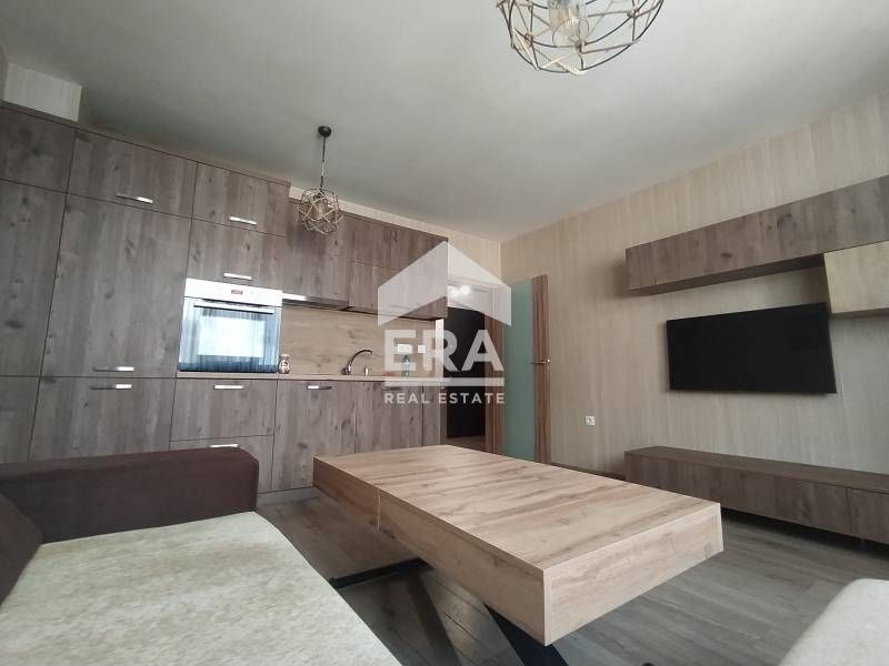 Дава се под наем Двустаен апартамент в Варна, Зимно кино Тракия - 62 кв.м за 409 € - Снимка #3