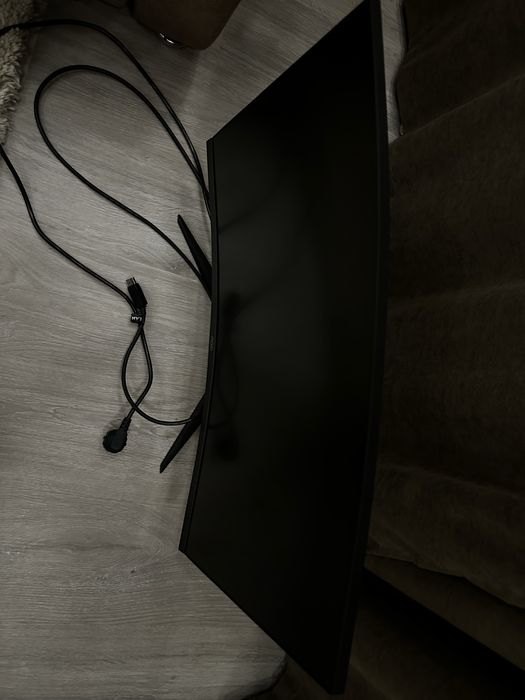 Продам монитор в отличном состоянии