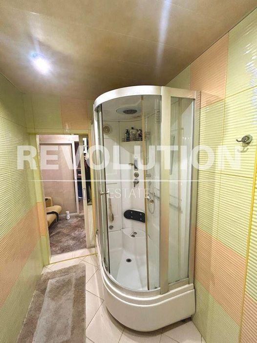 Дава се под наем Четиристаен апартамент в Варна, ХЕИ - 110 кв.м за 650 € - Снимка #6