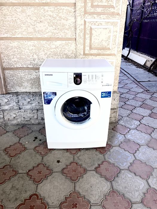 Продам стиральную машинку Самсунг 4кг узкая рабочая 100%