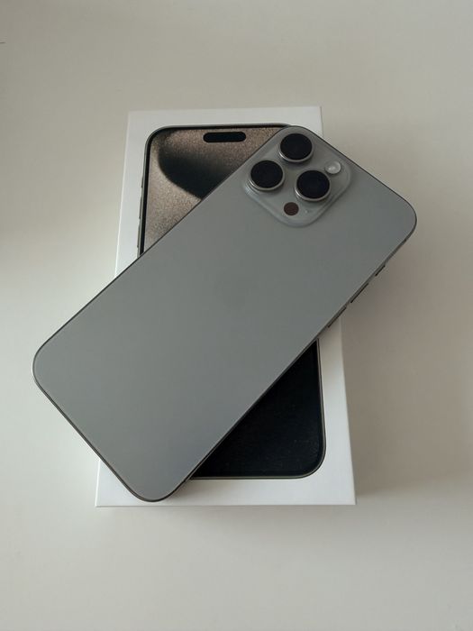 Iphone 15 pro max 256 gb Titan