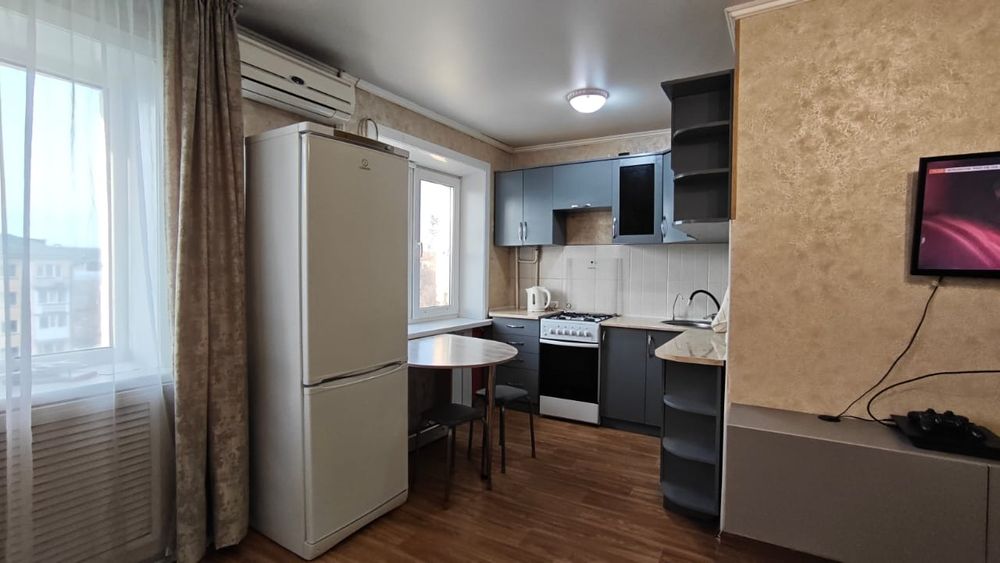 Двухкомнатная в центре