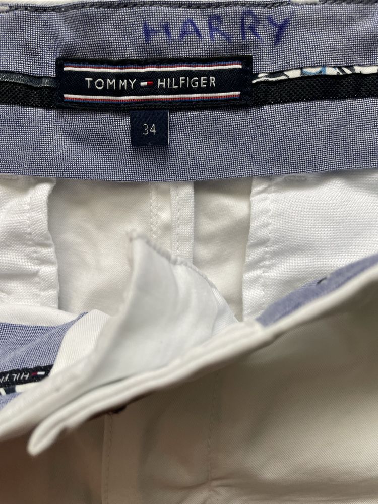 TOMMY HILFIGER / мъжки къс панталон W33