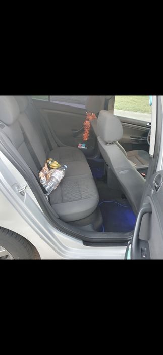 Vând golf 5 1.9 TDI