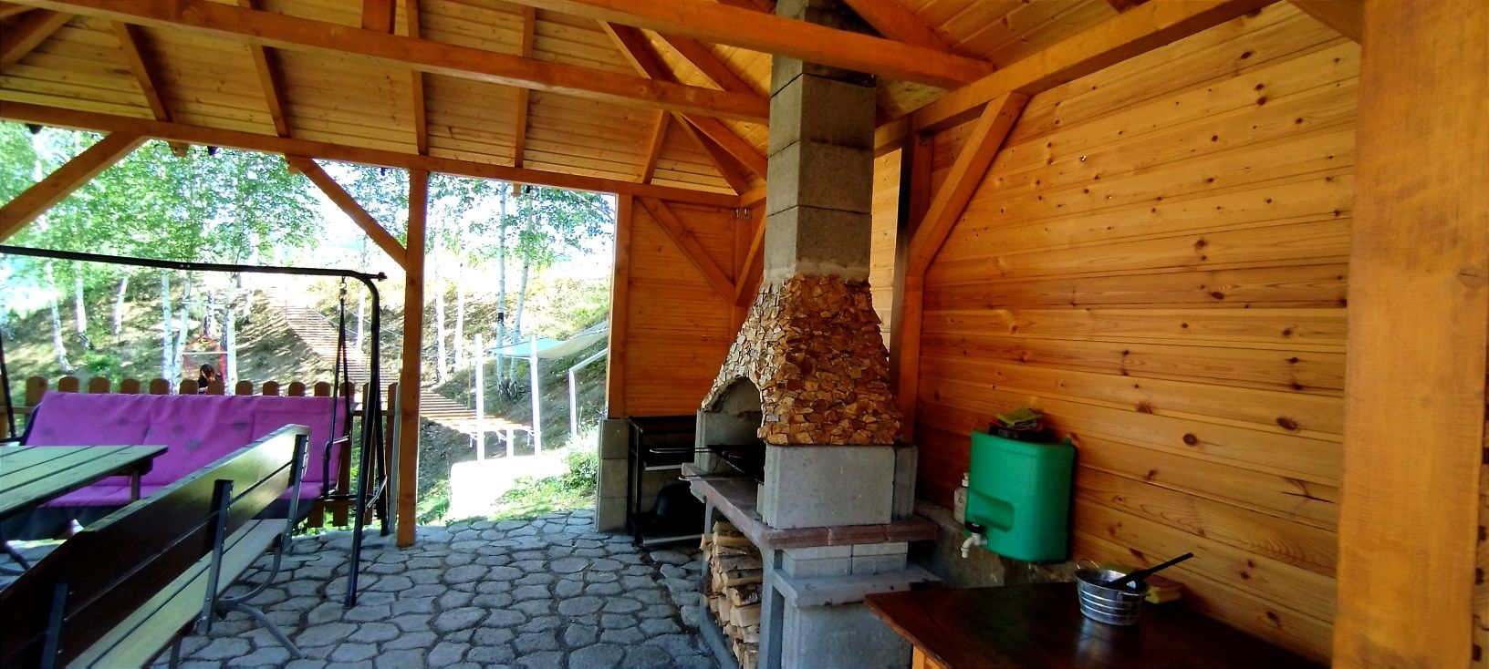 Cabana de inchiriat!