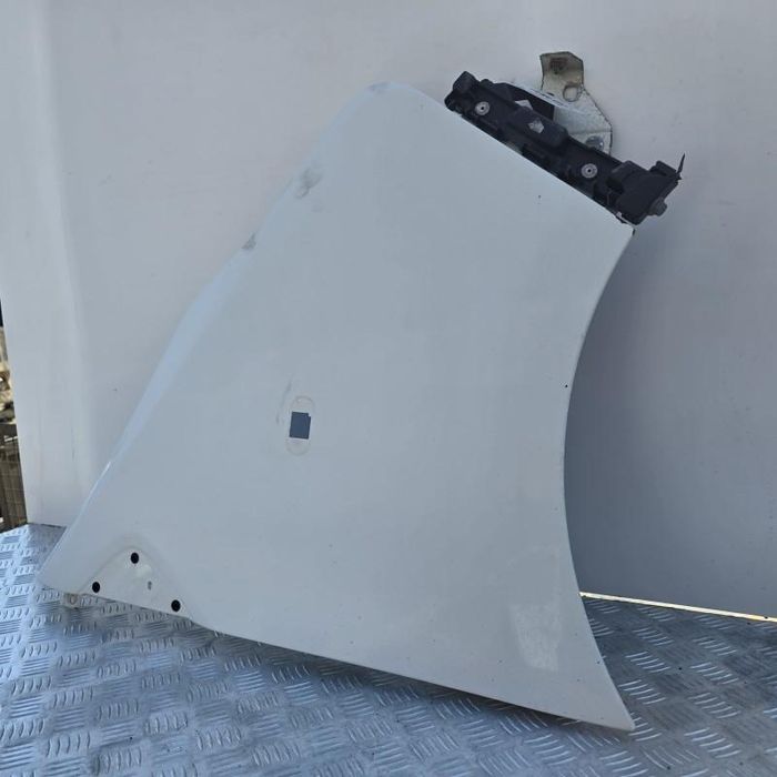 Aripa fata dreapta Renault Trafic 3