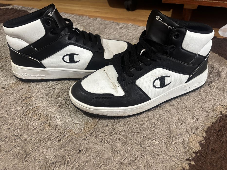 Vand adidasi campions