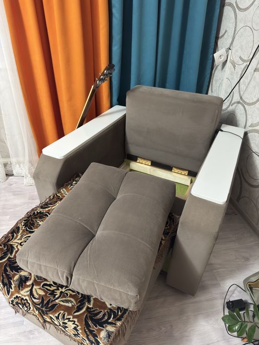 Диван, средний диван , кресло