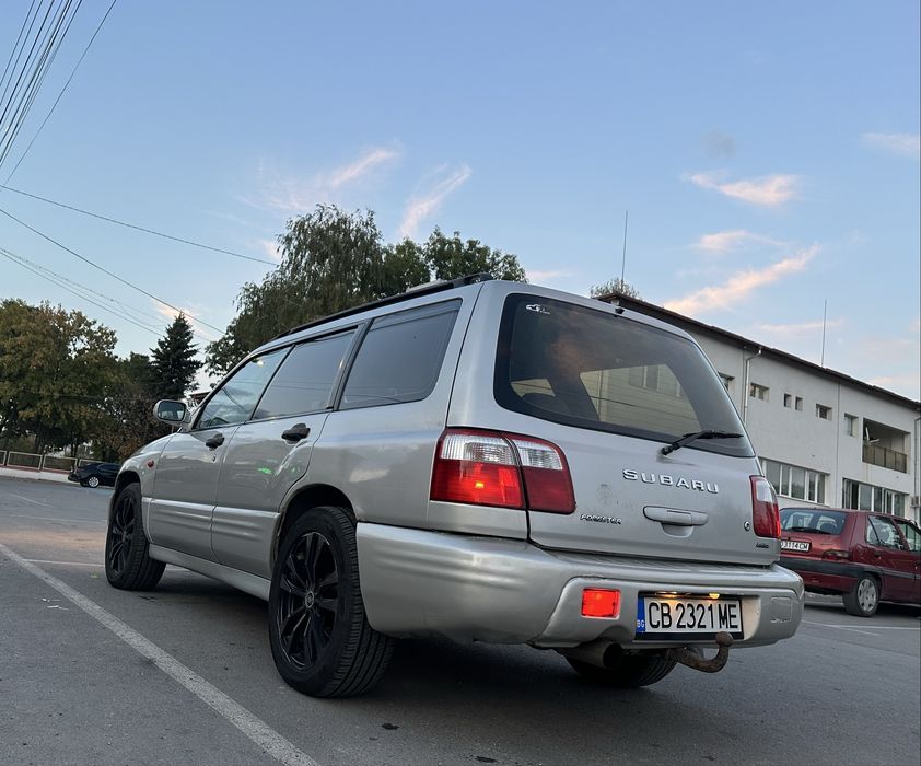 Subaru Forester SF turbo 2000г.