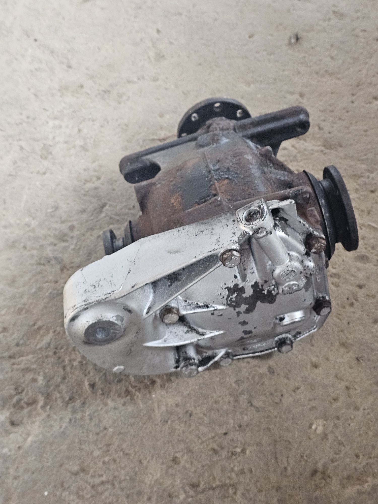 Диференциал за бмв 118 bmw 118d 122hp 122кс м47 2.47