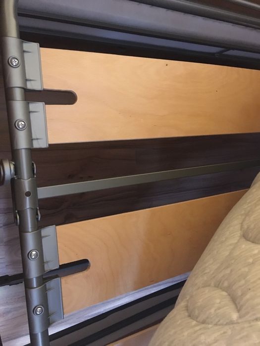 Триместен Разтегателен диван Белини