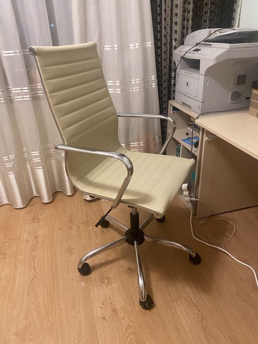 Vand scaun birou 8/10