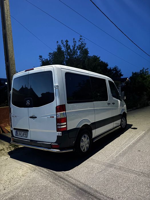 Vând sau schimb Mercedes sprinter 8+1 211 cdi