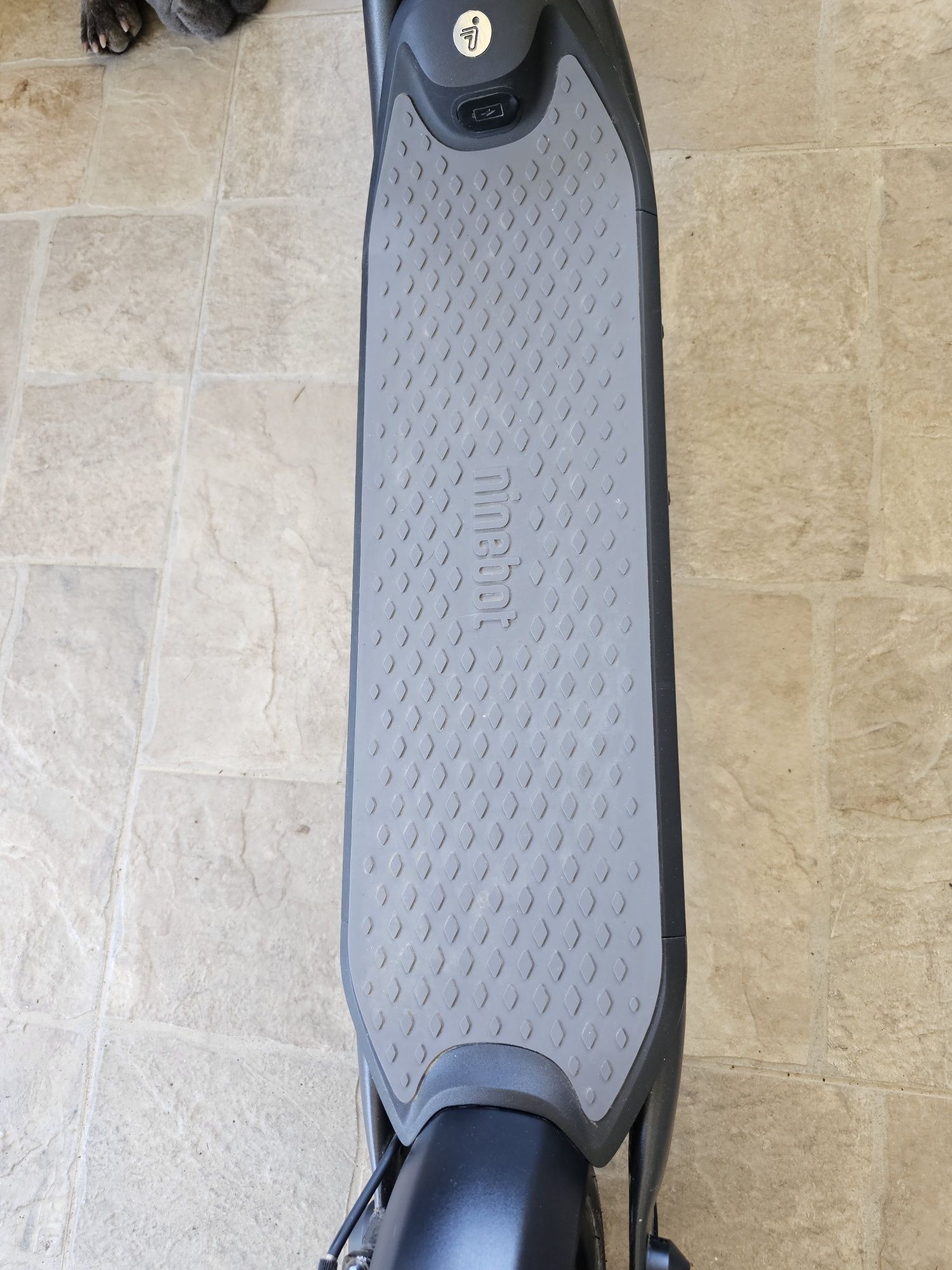Електрическа тротинетка Segway Ninebot