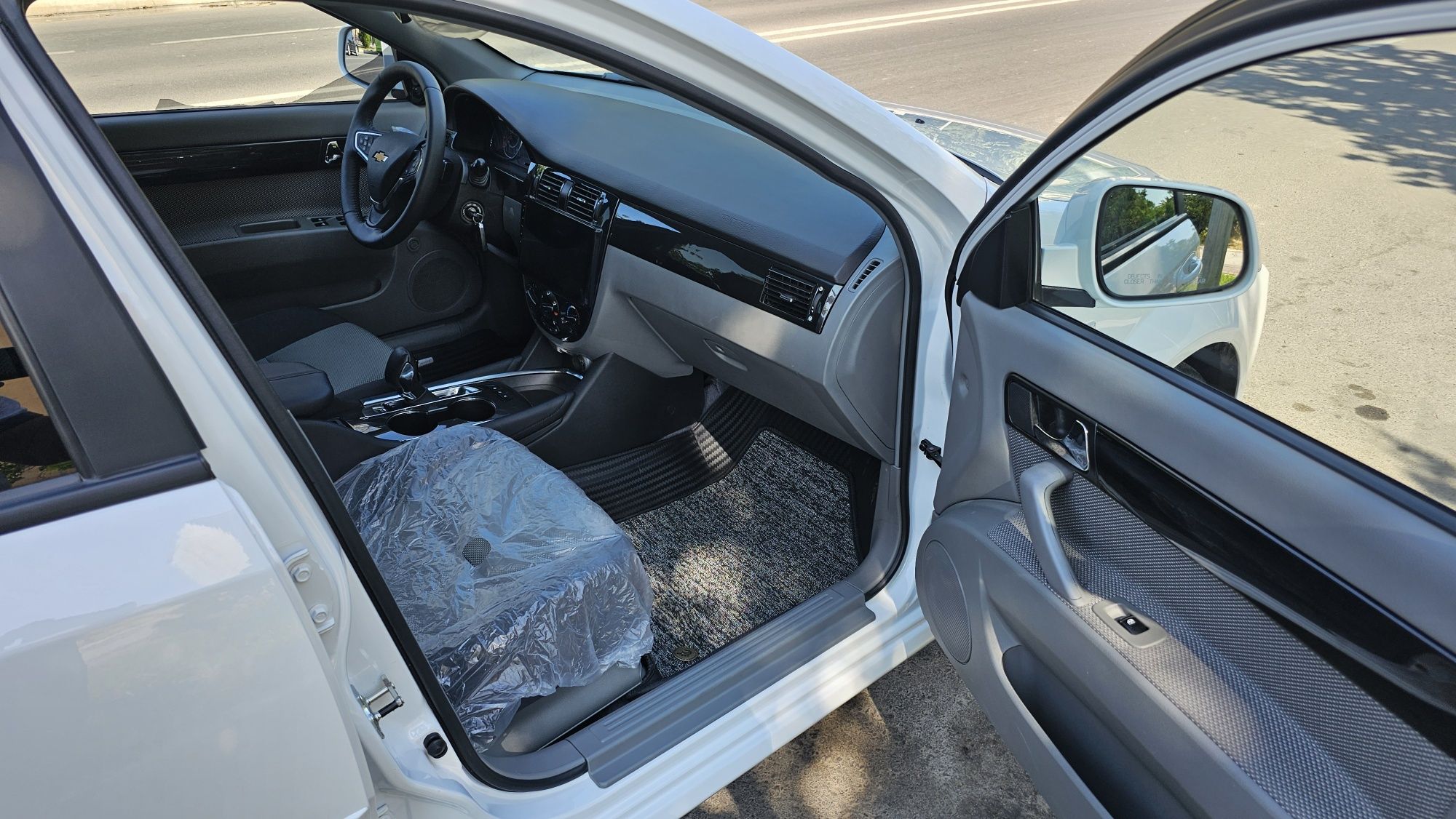 Gentra 3 A/T full pozitsiya lyuk, Abs va magnitafon bor