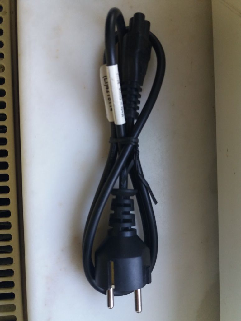 Cablu Adaptor Alimentator Încărcător laptop 3 pini