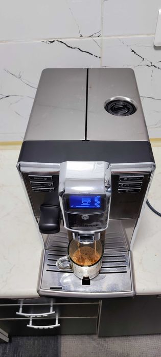 Espressor Automat Saeco Incanto HD8917 Aparat cu Cafea Boabe