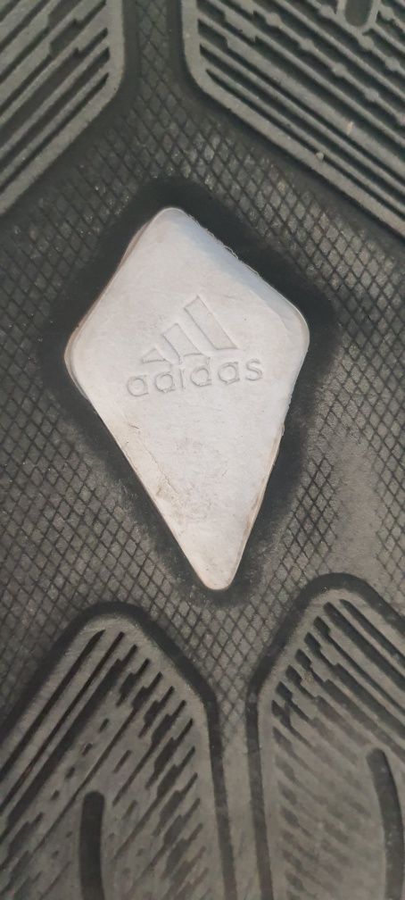 Оригинални маратонки ADIDAS номер 40