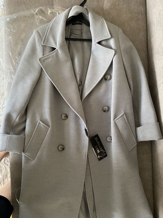 Продам пальто. Новое. С этикеткой и ценником.