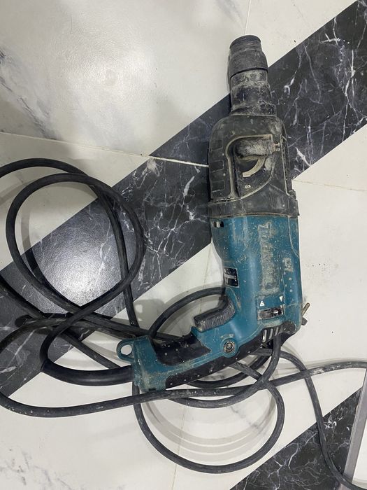 Продам дрель макито