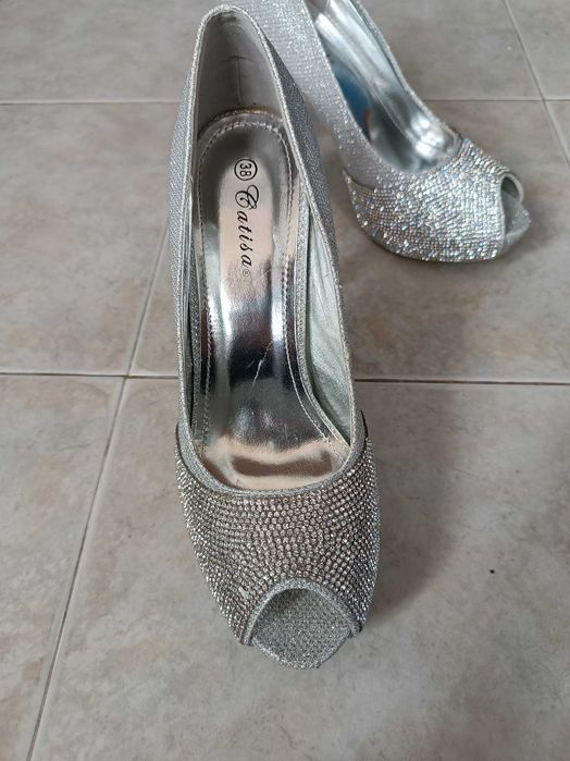 Дамски официални обувки на токчета