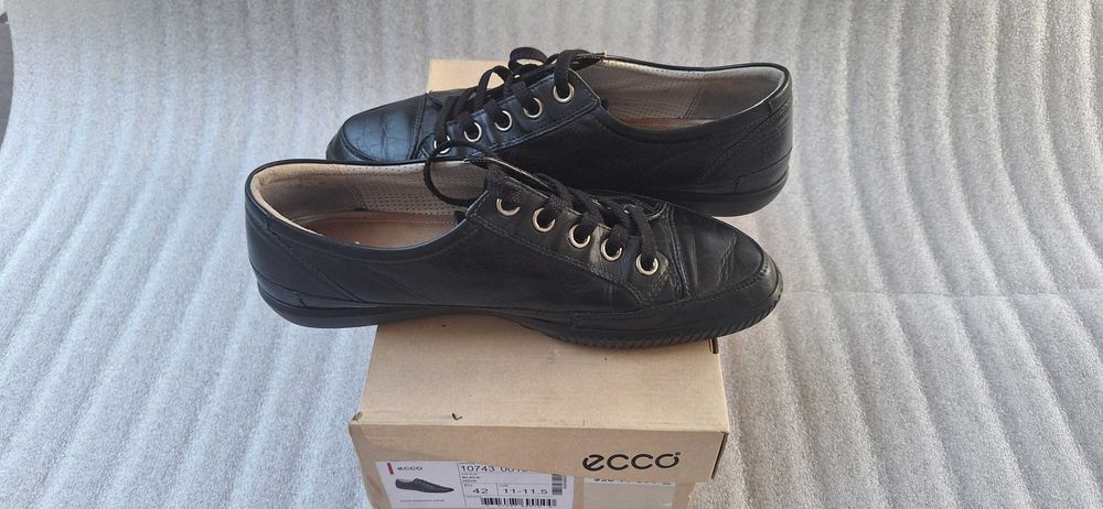 Обувки Ecco № 42