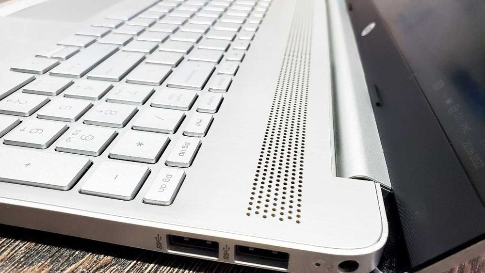 Noutbuk HP Laptop 15