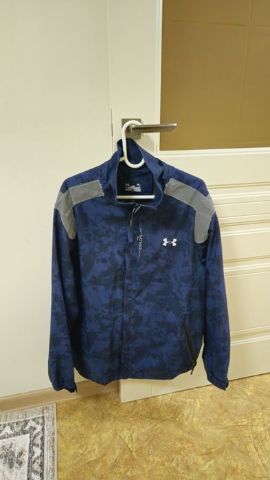 Куртка ветровка бу