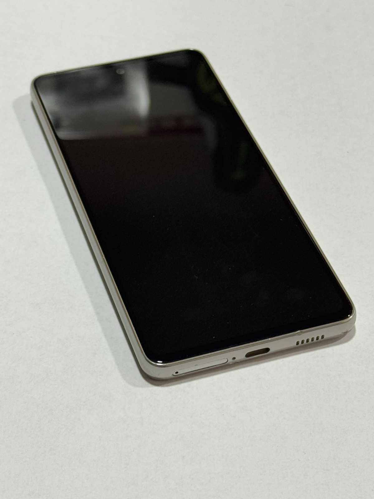 Продавам Samsung A53 5G