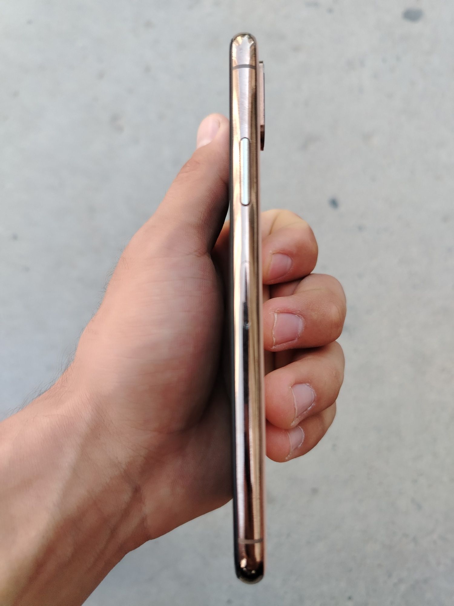 Iphone xs 64 gb gold