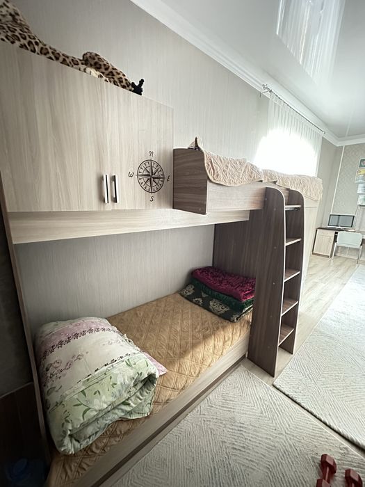 Двухъярусная кровать