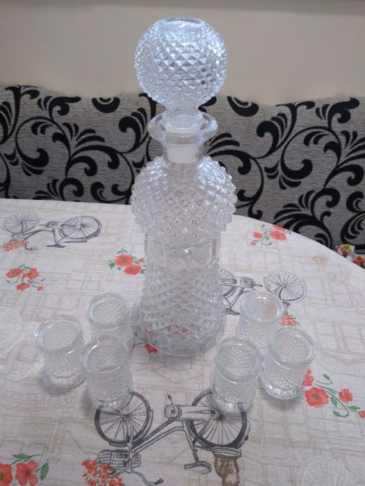 2 бр. сервизи за ракия