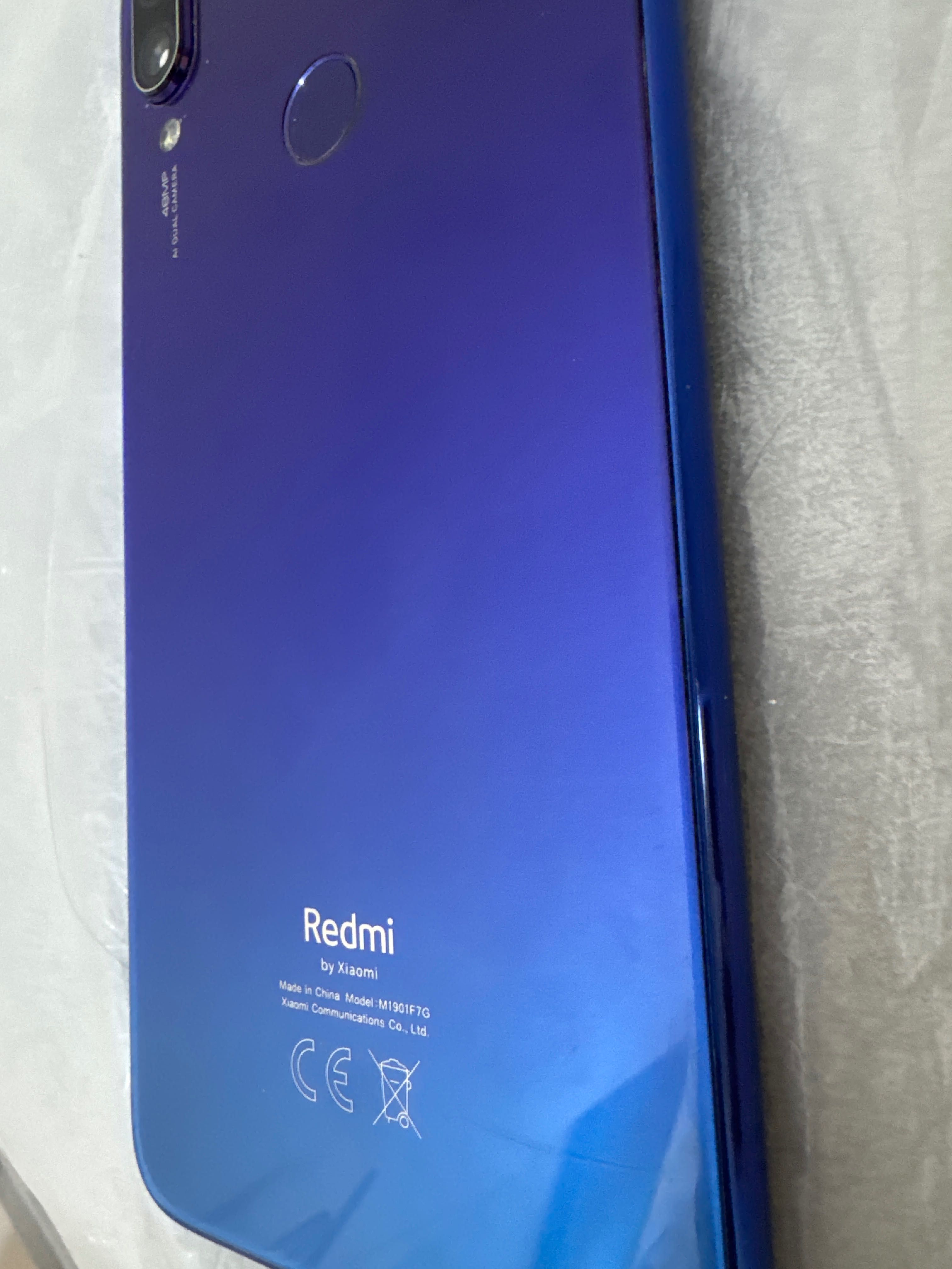 Телефон Redmi 7, 64 g