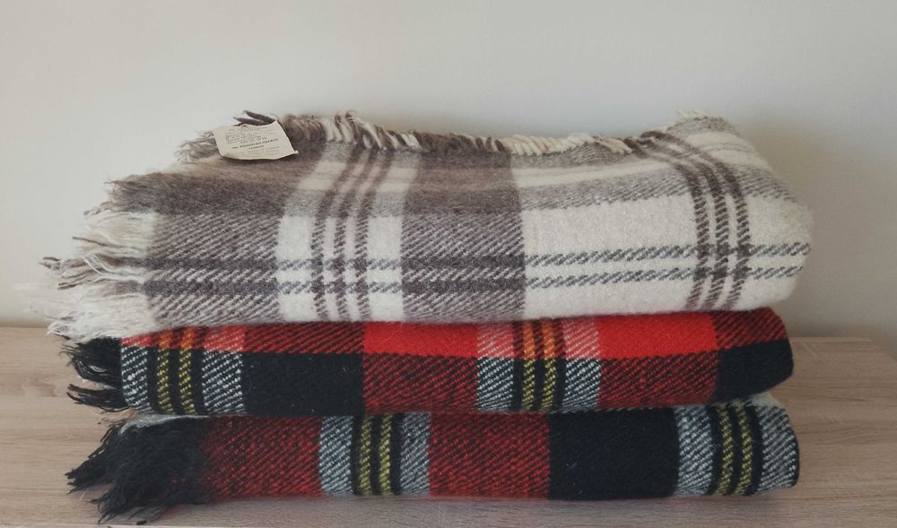 Нови родопски вълнени одеяла