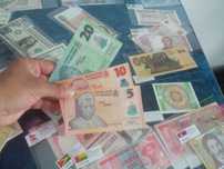 100 de bancnote din 50 de țări ale lumii