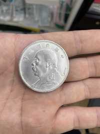 Китайский странный монета