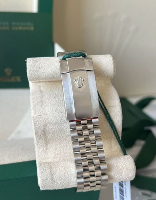Rolex Datejust 41 MM 126334 Blue Dial Jubilee