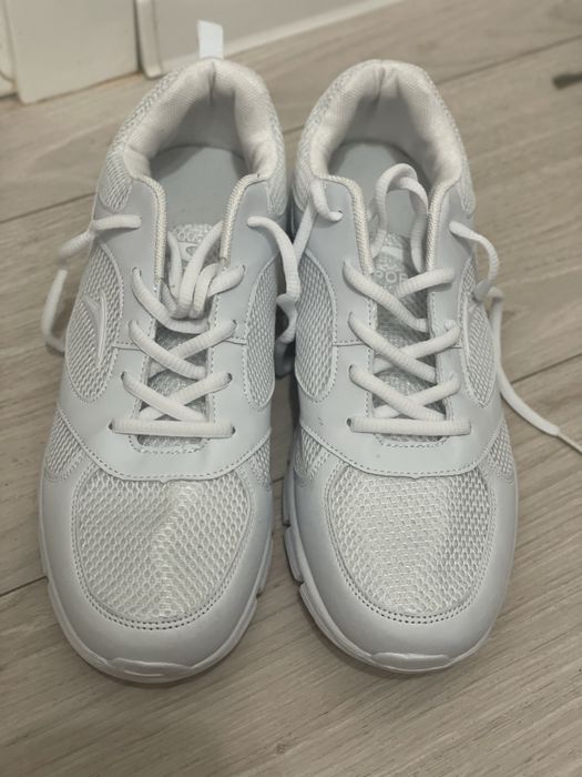 Кроссовки мужские примерно 43-44 р, новые