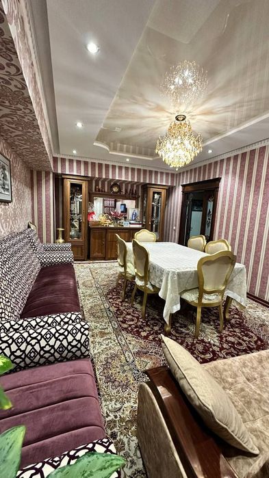 Юнусобод квартира 4/4/9  100 кв тайёр хонадон  сотилади