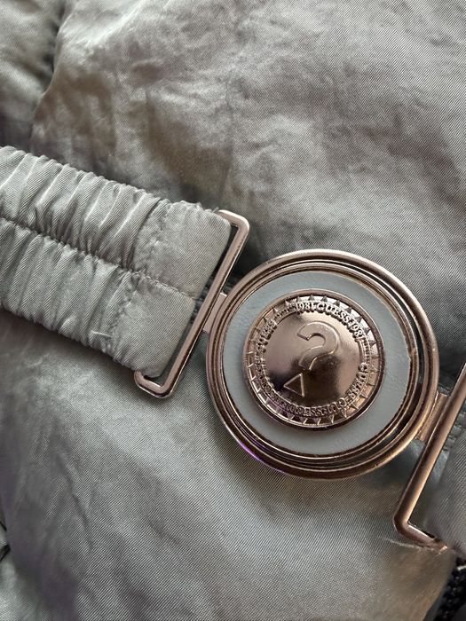 Дамско  зимно яке Guess