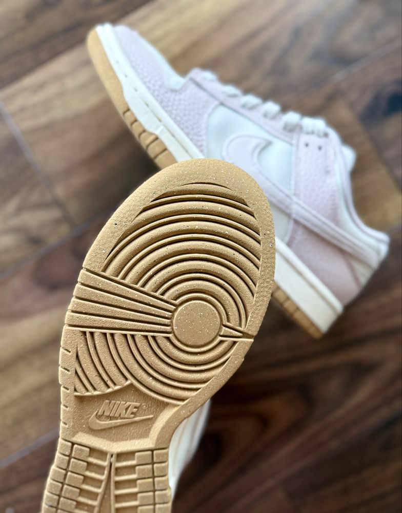 Маратонки/кожени кецове Nike dunk low 38.5, дамски
