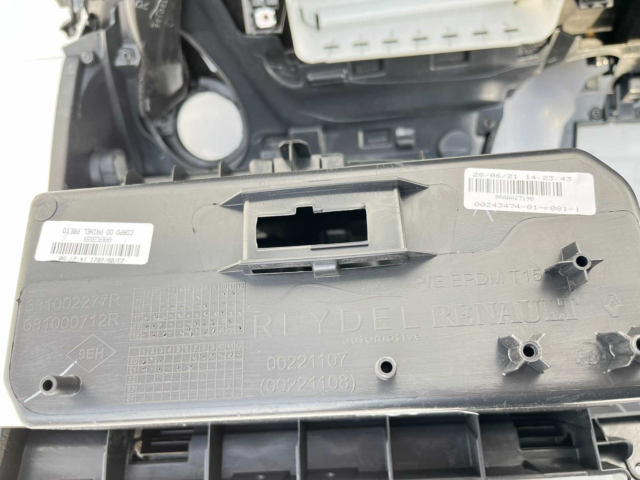Plansa bord noua complet originala Renault Captur 1