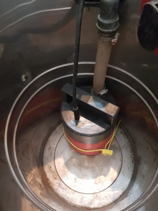 Starmix NSG uClean PA-1455,aspirator de apă cu pompă integrată.