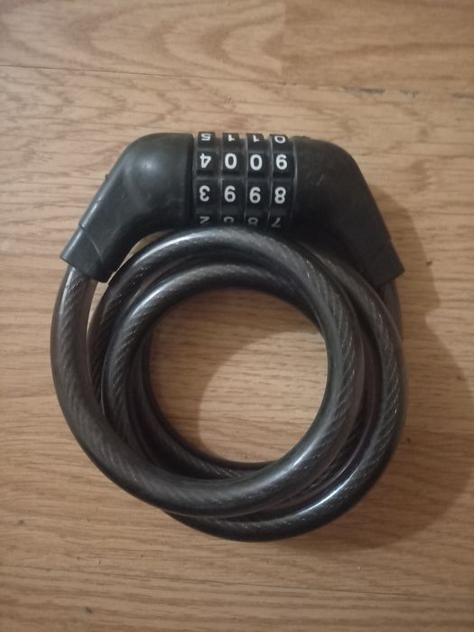 Замок для вело и мото техники.в отличном состоянии