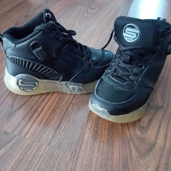 Adidași Firma SKECHERS